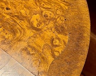 please note the marks and issues with veneer