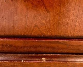 please note the chips