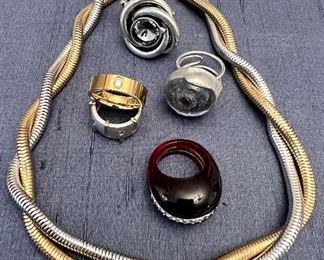 This is a pretty ensemble!