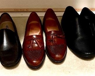 All sorts of European mens' shoes - excellent condition