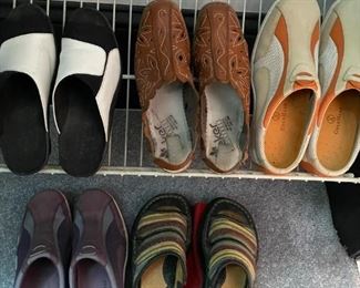 Ladies Shoes - Cole Hann, Born, etx