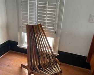 MCM - Comodo Folding Chair