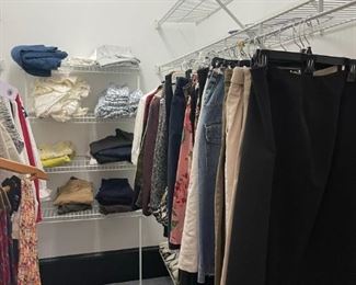 Ladies Clothing Sizes 4-6