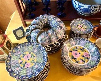 Gump’s San Francisco, Botan Imari
Beautiful 4 Piece Pl. setting for 12