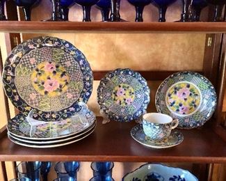 Gump’s San Francisco, Botan Imari
Beautiful 4 Piece Pl. setting for 12