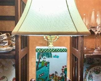 Handpainted Chinese tea caddy lamp.