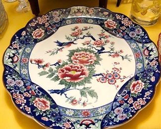TOSHO Vintage Imari charger 13”