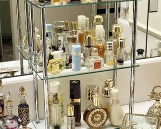 Perfumes and lovelies! 