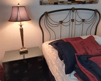 Thomasville nightstands