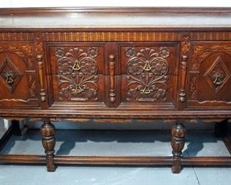 Jacobean Style Solid Wood 2 Drawer Buffet With Side Cabinets, 40" X 66.5" X 21"