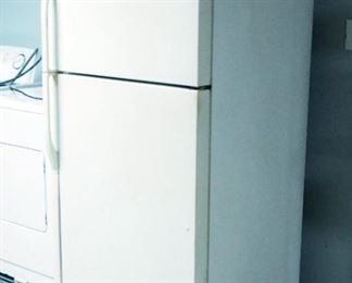 Kenmore Cold Spot Refrigerator / Freezer, Model 78942891, 68" X 30" X 31", Motor Turns On