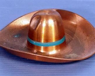 Vintage Cowboy Hat Sombrero Copper Ashtrays, 5.5", Qty 5, 4.25", Qty 1, 4", Qty 1, 3", Qty 1, Total Qty 8