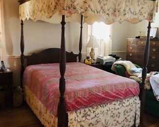 Double bed chippendale style walnut 4 poster with straight board tester frame/ scrolled top headboard 
Made by Beverly Hall/Atlanta