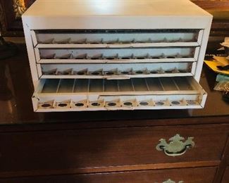 Metal 4 drawer store case
