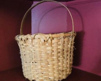 Rawlings Brown white oak basket