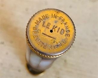 Antique French LE KID mother of pearl abalone Perfume bottle Atomizer spray
I would guess this belonged to Mrs. Friedman’s mother, Mrs. Kahn.