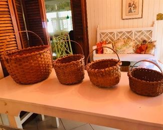 Rawlings Brown white oak baskets