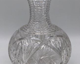 Vintage spinning star design decanter