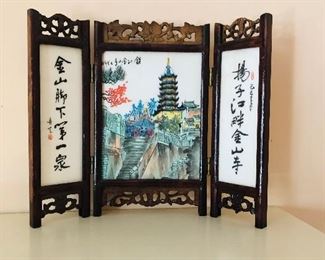 Japanese/Chinese Mini Tabletop Folding Screen Divider With Floral Art
