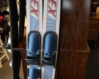 Water Skis 