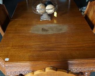 Wood Dinning Table w/3 Chairs