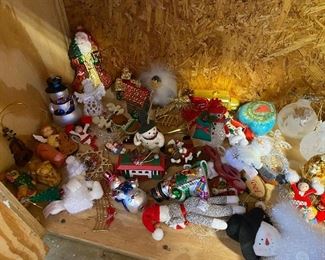 Lots of Christmas, Easter, Thanksgiving & other holiday decor items 
