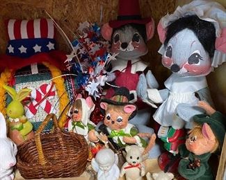 Lots of Christmas, Easter, Thanksgiving & other holiday decor items 