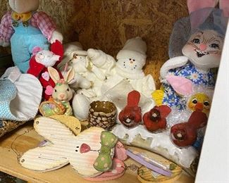Lots of Christmas, Easter, Thanksgiving & other holiday decor items 