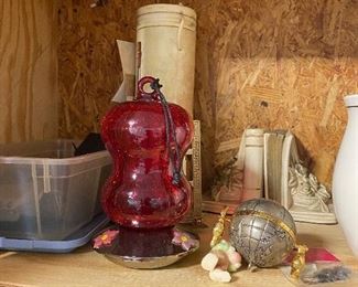 Lots of Christmas, Easter, Thanksgiving & other holiday decor items 