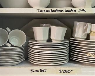 Johnson Brothers - England - Heritage White -mtotal,if 82 pieces - all $250