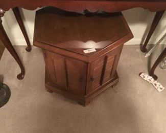 End table
