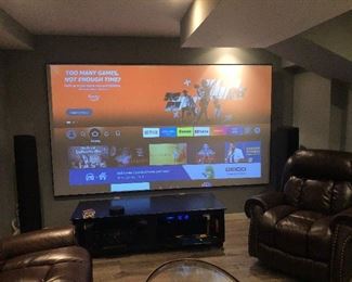Theatre room projection screen