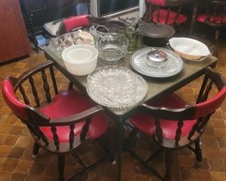 Vintage Breakfast Table & 6 Chairs