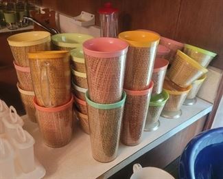 MCM Weave Cups