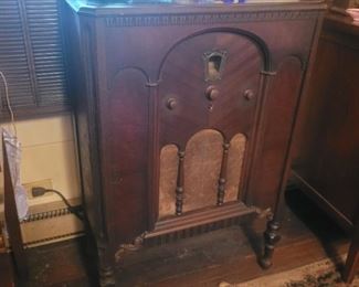Vintage Philco Radio