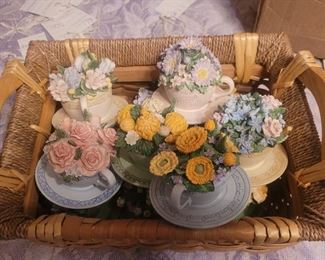 Vintage Avon Flower Of The Month Music Baskets