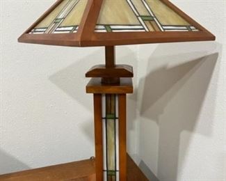Mission Table Lamp with walnut wood Tiffany Stained Glass
