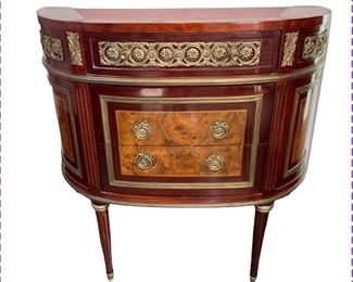 $700 - ﻿Burlwood Demilune Commode Chest Console Table w Applied Brass Trim KK70-11453                                        Description : Adding exclusivity to your décor, this luxurious commode offers an elegant and stylish look wherever placed. It is unique in its structural integrity and its perfect functionality, exhibiting blending of creative style balanced with careful proportion and scale. Its definition, structure, use of mixed media, inlay technique, tapered legs with grooves and overall finish exemplify exclusive craftsmanship not often encountered. It is very decorative yet spacious enough to be useful.

Condition Desc. : A remarkable piece in very good condition given its age and years of use. There is an inlay top missing. Please refer to photos for a more detailed look at condition. We make every attempt to list and photograph any defects or signs of wear that are significant to this sale.


Local Pick up Germantown, MD.  Contact us for shipper suggestions.

Width : 32 