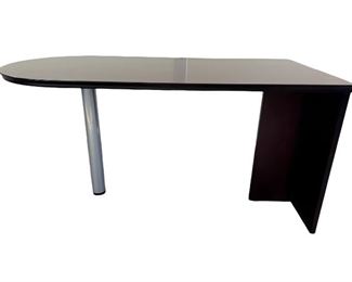 $200 - DarRan Bullet Conference Desk /Return Cherry Matte Nickel Leg 60-11236                                                                     DarRan Bullet Conference Desk /Return Cherry Metal Matte Nickel Leg. Minimal in design with added interest created with the Nickel post style leg.                        60"W x 30"D x 29"H Return = 66W x 21D x 29H