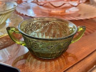 Indiana Glass Daisy Green Bowl