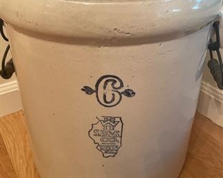 6 Gallon White Hall SP&S Co Crock...