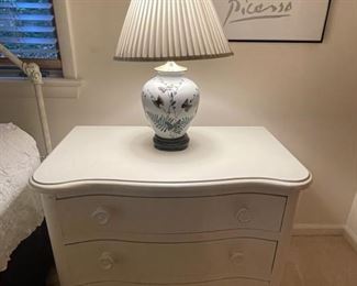 Do you like??? BECAUSE we have a pair!!! Yes, the Lamps too