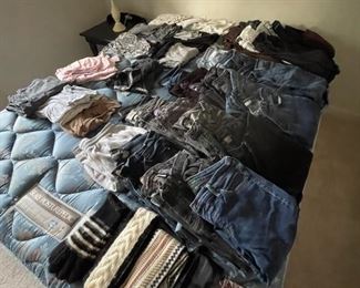 It's fall and you need jeans!