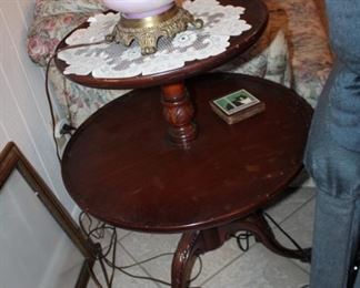 two-tier lamp table
