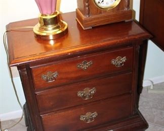 three-drawer chest/nightstand