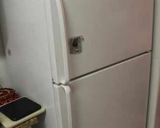 Whirlpool refrigerator/freezer