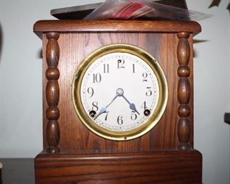 mantle clock
