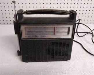GE Portable Radio with Case
