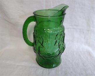 Crinkle Glass Pitcher with Rain Flower
