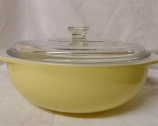 Pyrex Bowl with Lid
